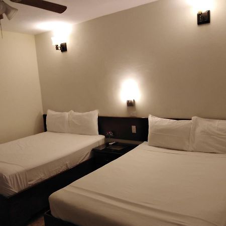 Hotel Samana Spring Kültér fotó