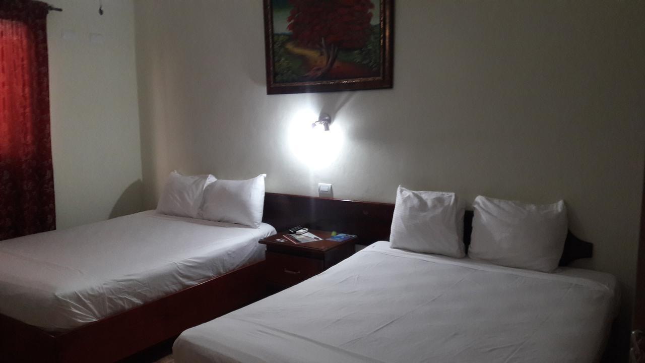 Hotel Samana Spring Kültér fotó