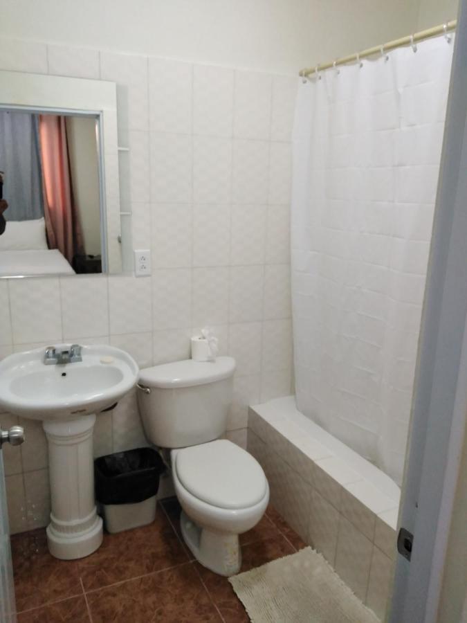 Hotel Samana Spring Kültér fotó