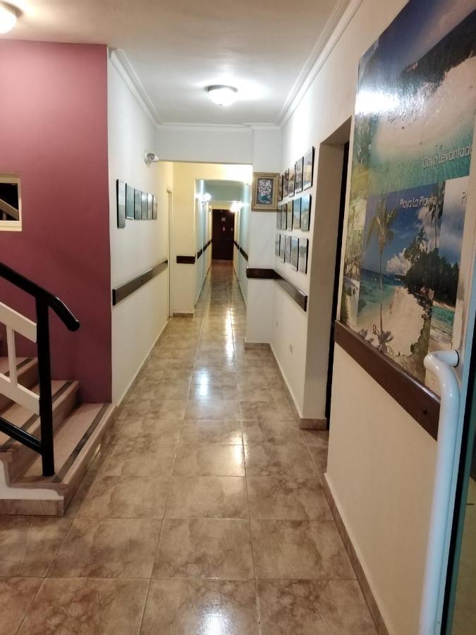 Hotel Samana Spring Kültér fotó